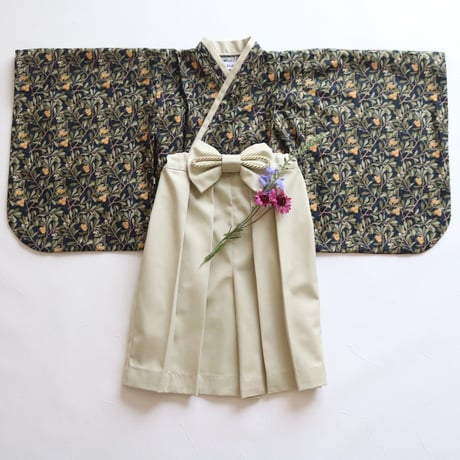 【納期:1〜2週間で発送】袴は4色から選べます。Hand made オリジナル袴 "ARBUTUS Black" / pieni kukka