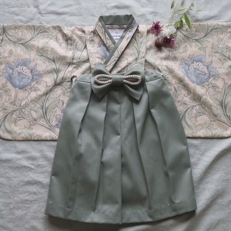 【納期:1〜2週間で発送】袴は4色から選べます。Hand made オリジナル袴 "Anemone Beige" / pieni kukka