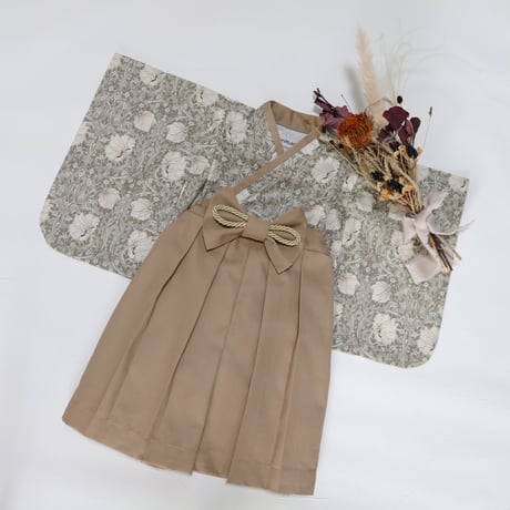 【納期:1〜2週間で発送】袴は4色から選べます。Hand made オリジナル袴 "Pimparnel PORCELAIN" / pieni kukka