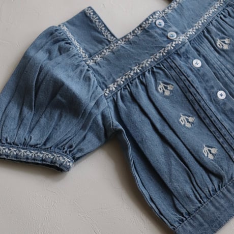 BLOUSE CHAMBRAY BRODEE / Emile et Ida