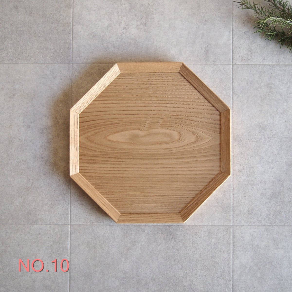 木製 八角形 塗り膳 茶色　12個 八角の卓上膳（現品販売） | キグラシ家具工房 online shop