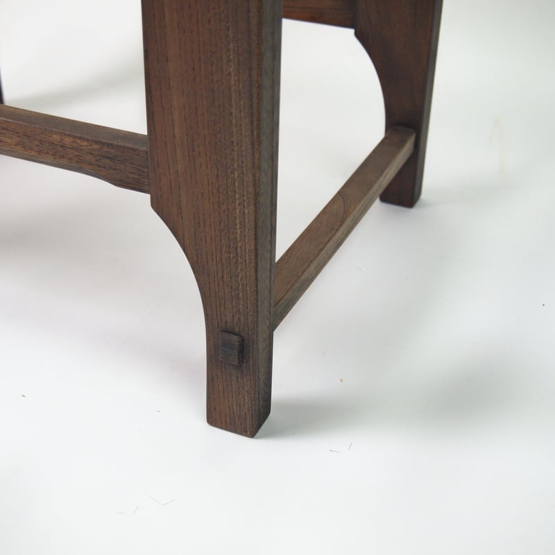 ECスツール【ECST】ケヤキ古色/ヘリンボーン編み | キグラシ家具