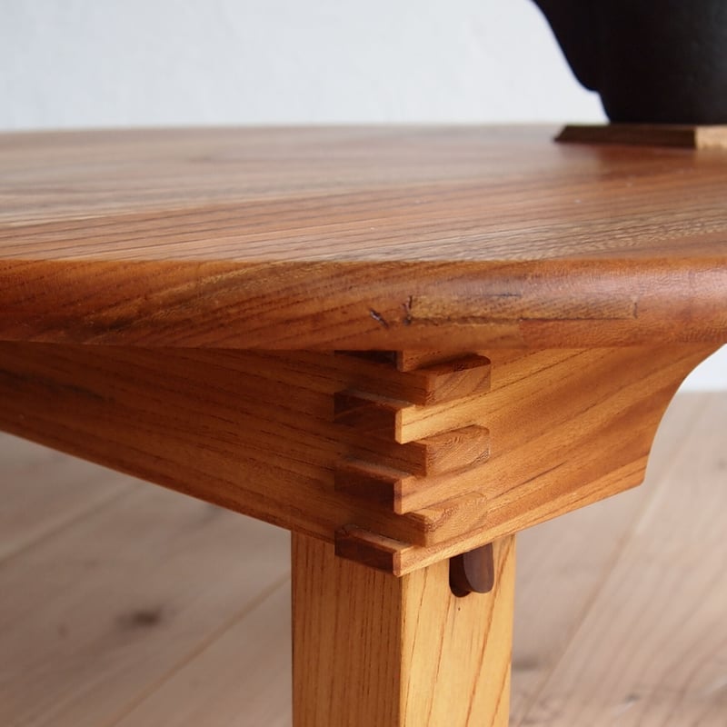 古いケヤキの花台 ちゃぶ台 テーブル 天板に古材を使用したケヤキのちゃぶ台 | キグラシ家具工房