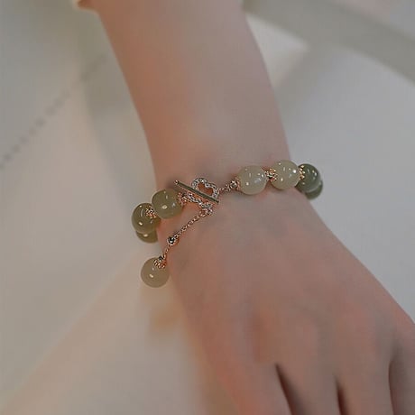 【四叶草】14Kgf × 和田玉ブレスレット