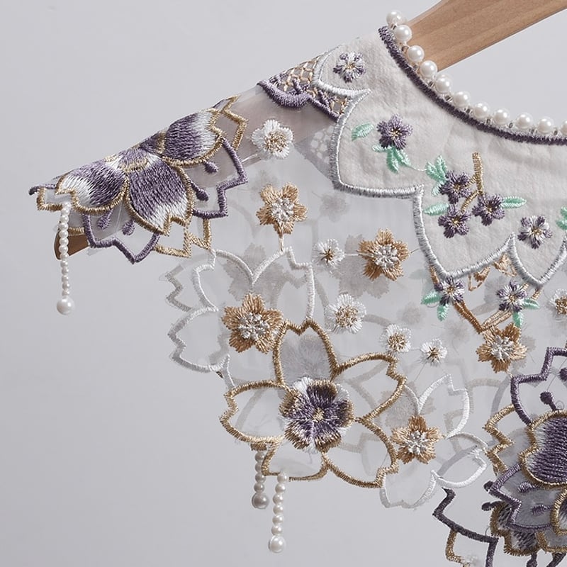 清朝　雲建刺繍雲襟飾り アンティーク 清朝 雲建刺繍雲襟飾り アンティーク