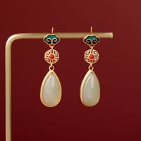 貴妃 × 和田玉ピアス