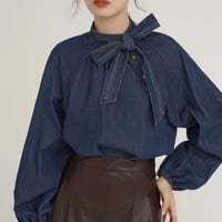 中華風デニムシャツ × 胡蝶タイ