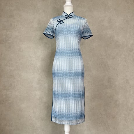シースルーレース × 波浪ブルー