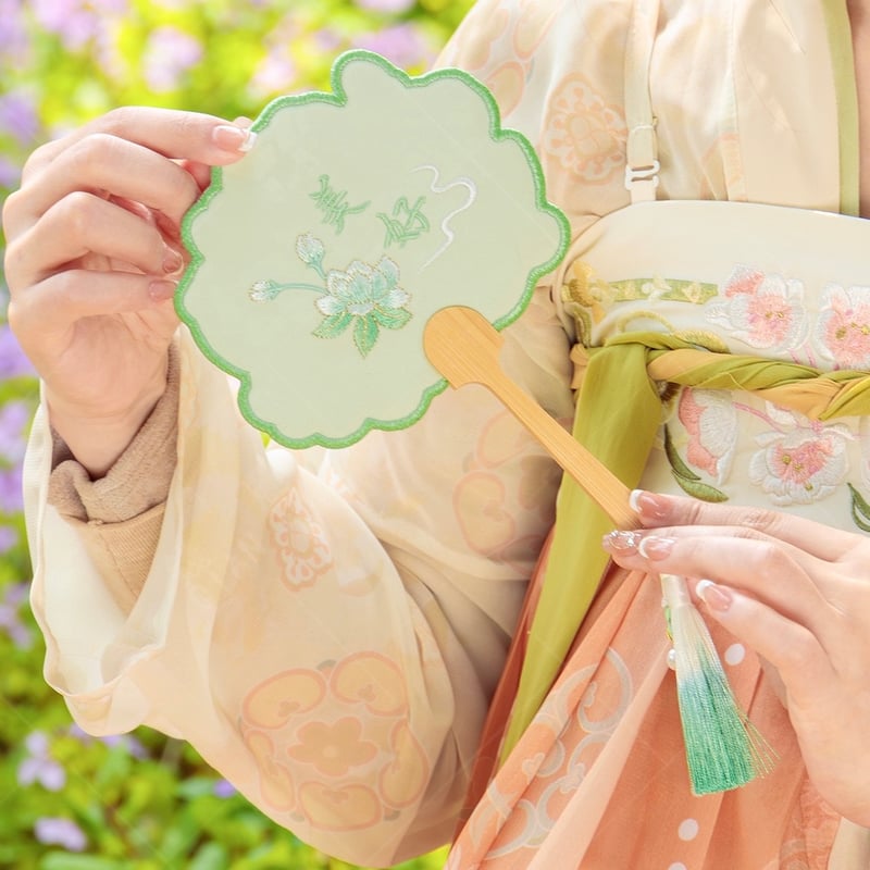 中華風ミニ刺繍うちわ × 3色 | Jmei
