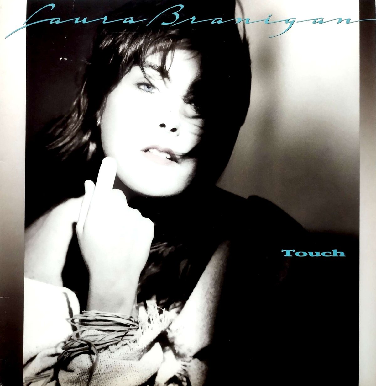 CD タッチ　ローラブラニガン　旧規格3200円帯　Laura branigan ローラ・ブラニガン LAURA BRANIGAN グロリア【LP / 帯付き】 | ROCK
