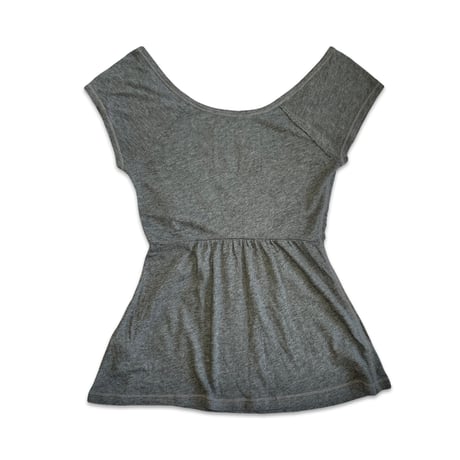 Cross Front Top Gray