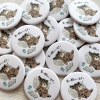 モリ イラストレーター 缶バッジ「家に猫がいます　モリ」