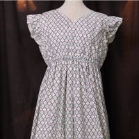 Frill/French sleeve dress  EG116512-A