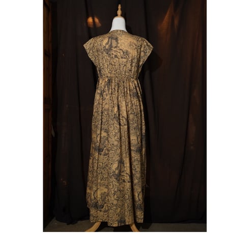 Frill/French sleeve dress 819589-G
