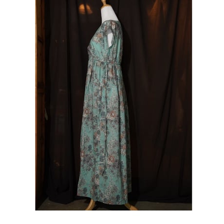 Frill/French sleeve dress 329068-C