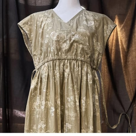 Frill/French sleeve dress KS-008-C