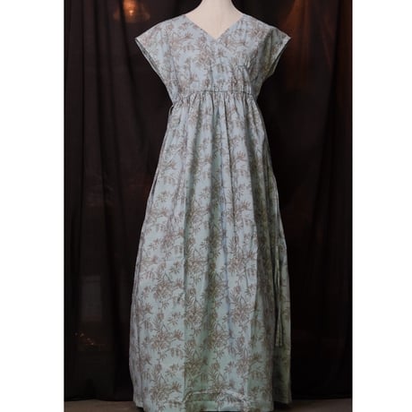 Frill/French sleeve dress  825916-C