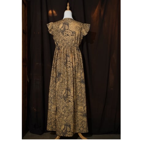 Frill/French sleeve dress 819589-G