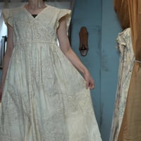 Frill/French sleeve dress　819589-D