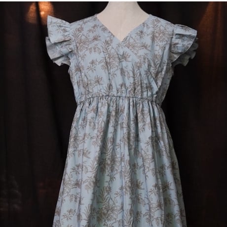 Frill/French sleeve dress  825916-C
