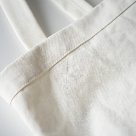 YAECA バゲットバッグ/white