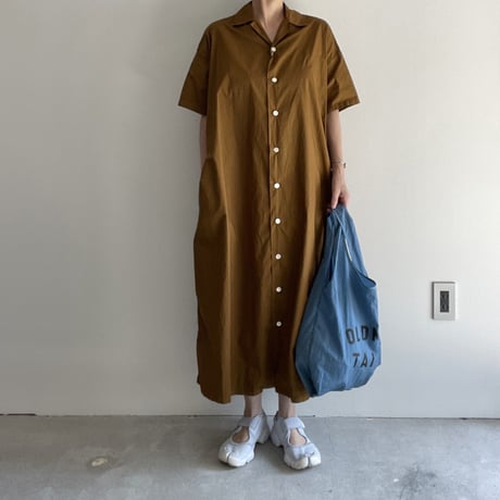 R&D.M.CO- G.D TYPEWRITER SHIRT DRESS
