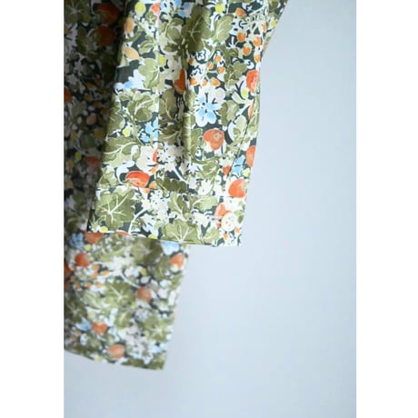 R&D.M.CO- WILD BERRY FIELD LAWN OVERSIZED SHIRT