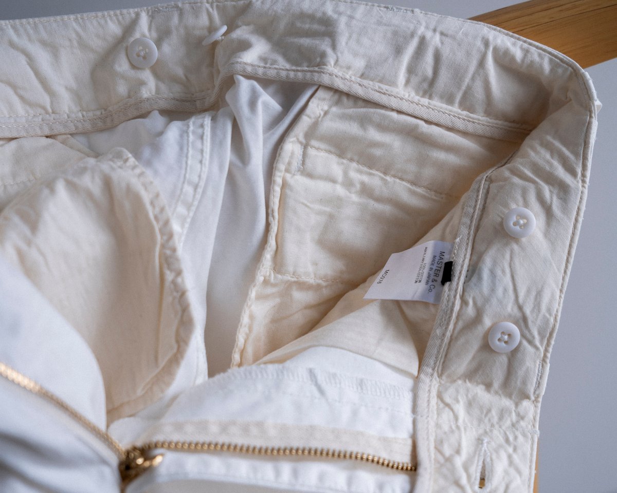 再入荷 MASTER&CO. ベルト付きチノパンツ/white | ANOUCK