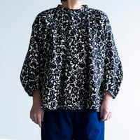 R&D.M.CO- M.T.P SMOCK BLOUSE