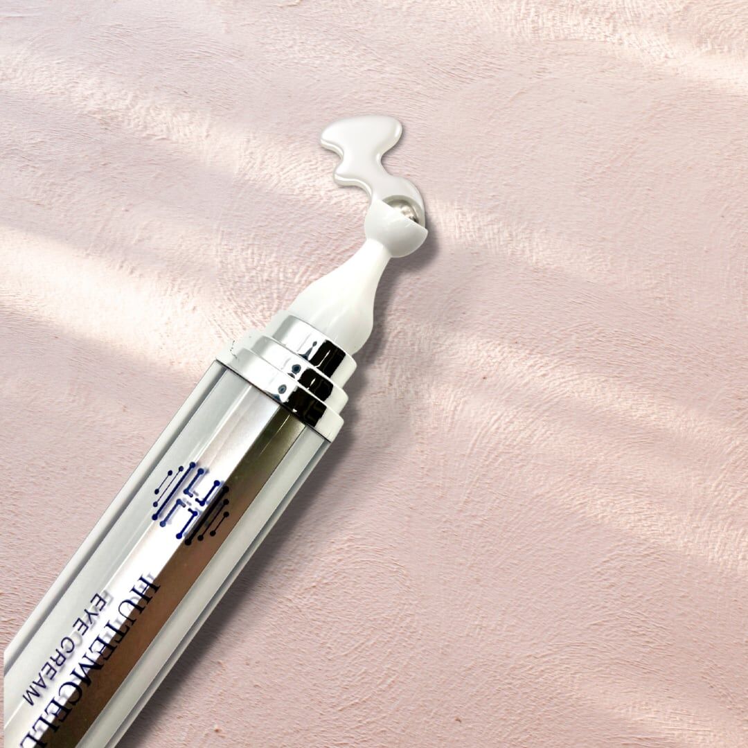 ヒト羊水幹細胞培養液・ウルトラフィル配合のリフトアップアイ