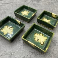織部焼 四方型 小皿 花模様