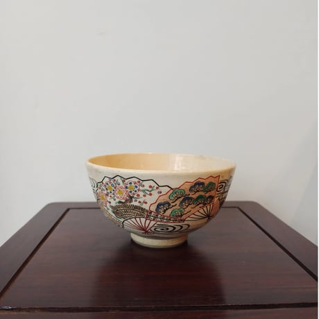 色絵茶碗