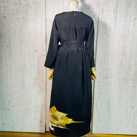 着物リメイク＊松模様刺繍正絹黒留袖ワンピースＬ～ＬＬ＆ギャザーストール