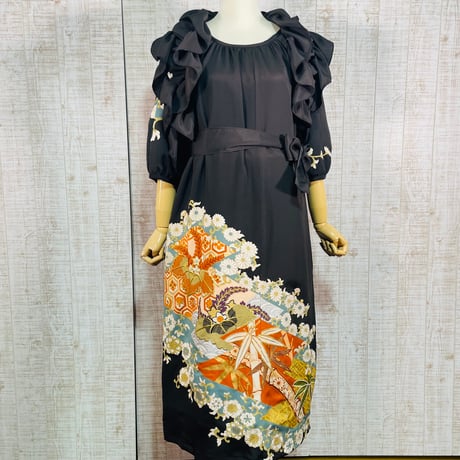 桐菊笹唐草模様刺繍＊正絹黒留袖ラグラン袖総裏付きワンピースＭ～Ｌ＆ギャザーストール