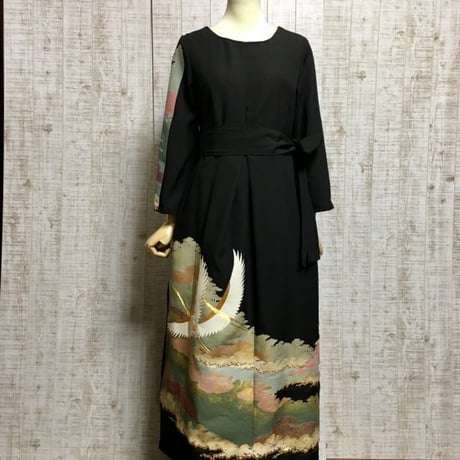 Ｊ様オーダー＊作家物＊金彩・雲取に抽象松・朱鷺模様刺繍正絹黒留袖ワンピースＭ～Ｌ＆ギャザーストール