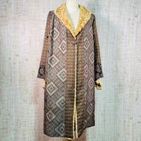 新作＊希少龍郷など茶系大島紬＆ファー立ち襟裏地付きロングコートＬ～ＬＬ