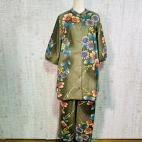持ち込み＊反物オーダー＊ダリア＆アネモネ等花柄浴衣前開きヨークカラーパフ袖オーバーブラウスとズボンＭ～Ｌ