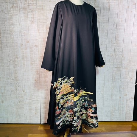 オーダー＊鷁首船・龍頭船・蘇州刺繍黒留袖テントライン長袖総裏付きワンピースＬ～ＬＬ