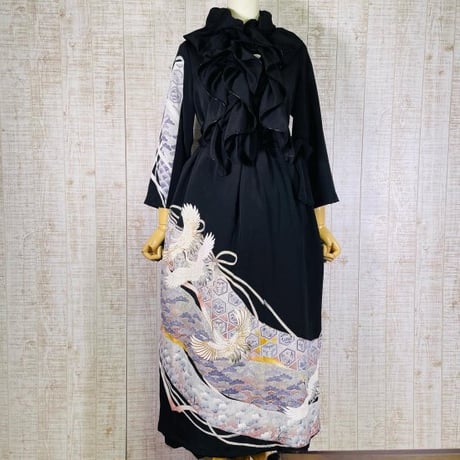群鶴に松竹梅亀甲模様刺繍正絹黒留袖ワンピースＬ～ＬＬ＆ギャザーストール