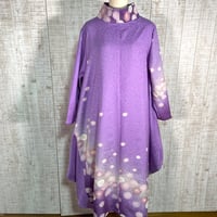 持ち込み＊菊模様＊付け下げ着物でスタンドカラーコクーンワンピースＭ～Ｌ
