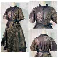 希少＊茶系龍郷等大島紬フレアー袖スタンドカラーテントラインワンピースＭ〜Ｌ