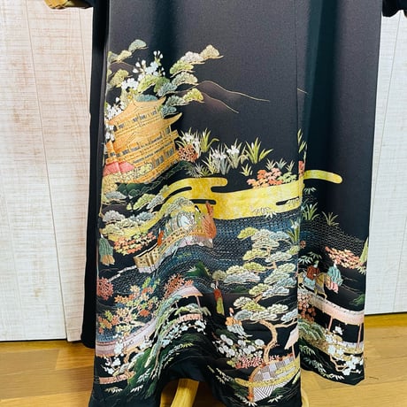 オーダー＊鷁首船・龍頭船・蘇州刺繍黒留袖テントライン長袖総裏付きワンピースＬ～ＬＬ