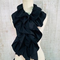 着物リメイク＊正絹縮緬黒留袖ふわふわ＆ひらひらギャザーストール