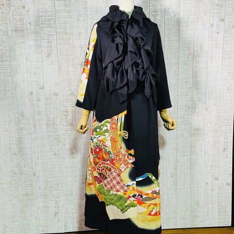 菊・松・牡丹・熨斗柄正絹金彩黒留袖ワンピースＭ～Ｌ＆ギャザーストール