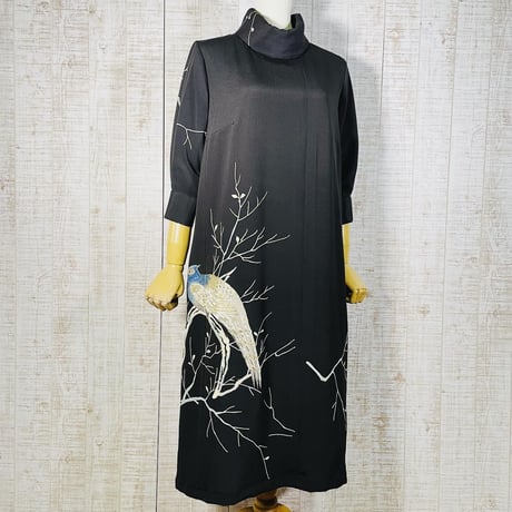 持ち込みオーダー＊正絹刺繍黒留袖ロールカラー七分袖総裏付きワンピースＭ～Ｌ