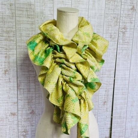 着物リメイク＊黒留袖と反物浜ちりめんふわふわ＆ひらひらギャザーストール 着物リメイク＊正絹箔置き小紋ふわふわ＆ひらひらギャザー