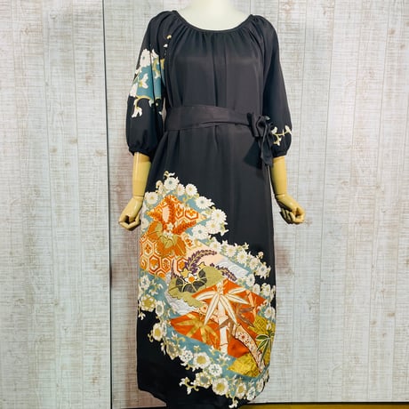 桐菊笹唐草模様刺繍＊正絹黒留袖ラグラン袖総裏付きワンピースＭ～Ｌ＆ギャザーストール