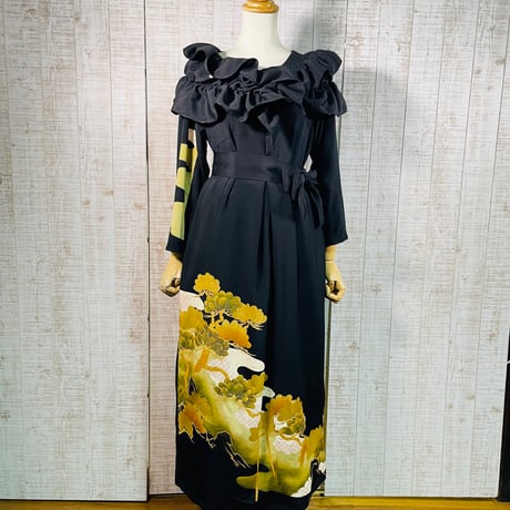 着物リメイク＊松模様刺繍正絹黒留袖ワンピースＬ～ＬＬ＆ギャザーストール
