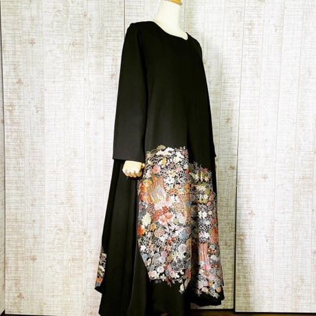 持ち込みオーダー＊蘇州刺繍＊正絹黒留袖美ライン・テントライン裏地付きワンピースＬサイズ
