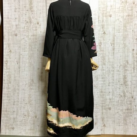 Ｊ様オーダー＊作家物＊金彩・雲取に抽象松・朱鷺模様刺繍正絹黒留袖ワンピースＭ～Ｌ＆ギャザーストール